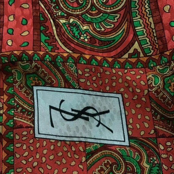 YSL Large Scarf. - Picture 4 of 6